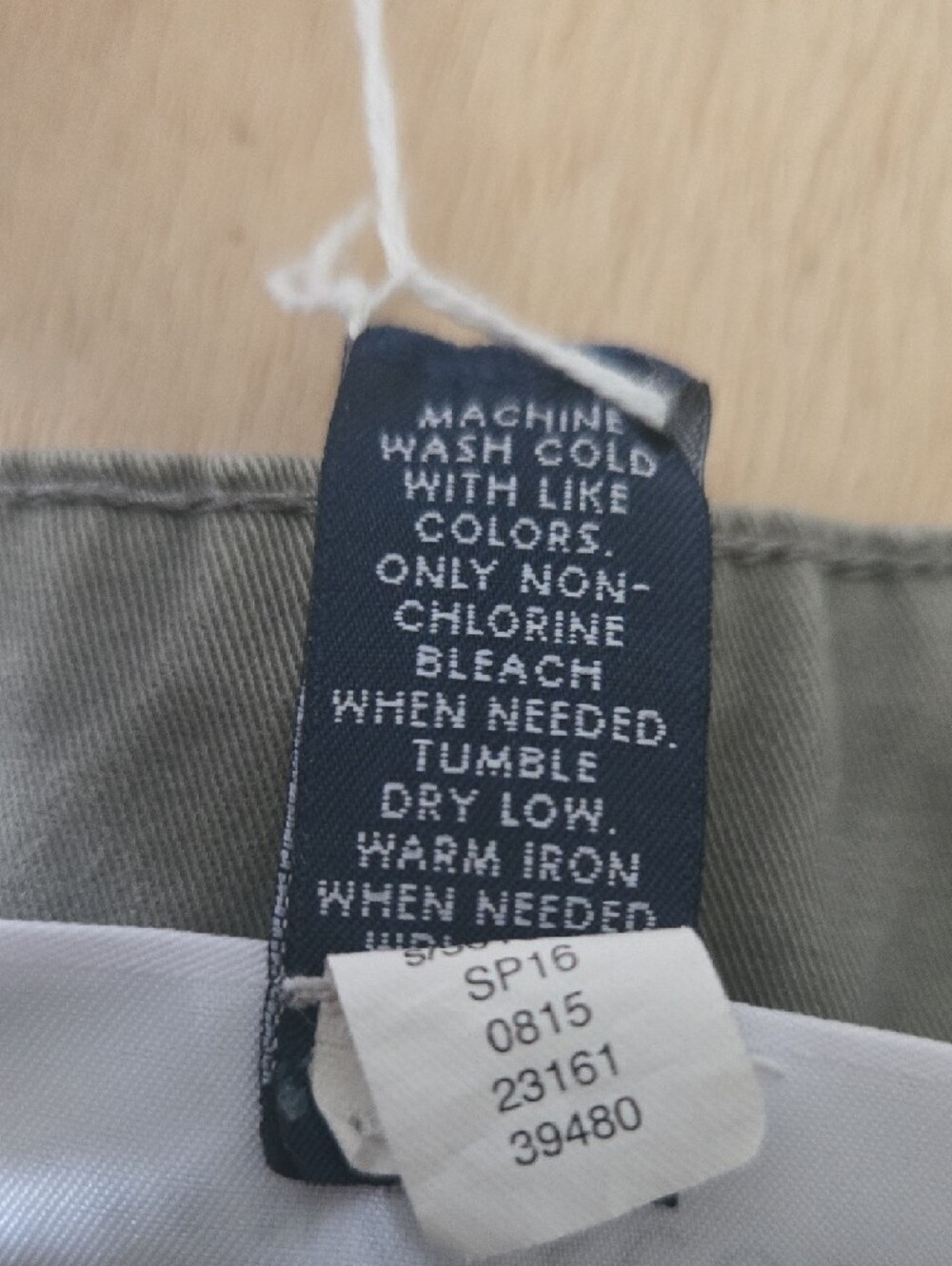 PA19 Karen Scott Button Cuff Olive Green Capris Sz 24W Zip Fly Pockets Stretch - Picture 10 of 10